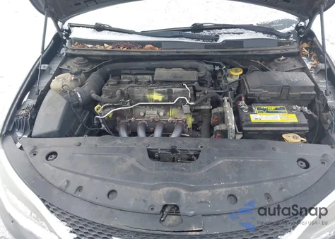 2015 Chrysler 200 Limited z USA, uszkodzony, nr VIN 1C3CCCAB5FN632921